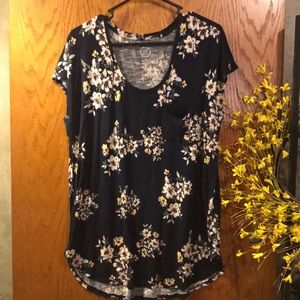 Maurice’s 24/7 tee